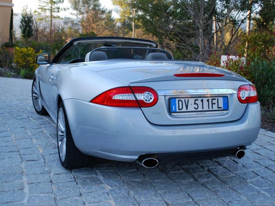  Jaguar XK Convertible 2009 года  (фото 36 из 43)